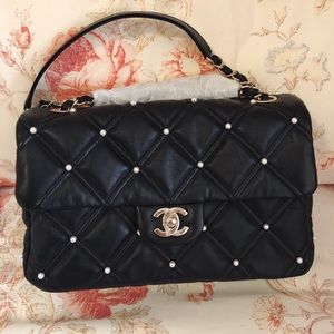 NWT CHANEL Quilted Pearl Handbag/Purse